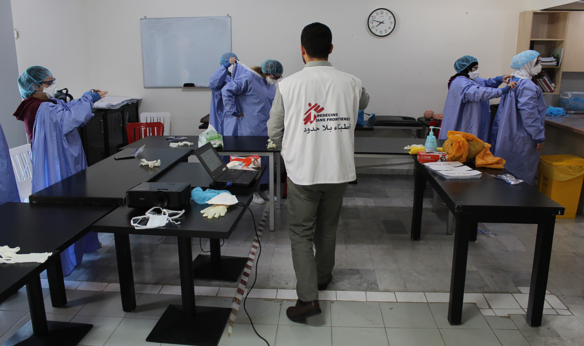 MSF teams in Beirut, Lebanon carried out training for healthcare workers in the COVID-19 response on the use of personal protective equipment (PPE). © MSF