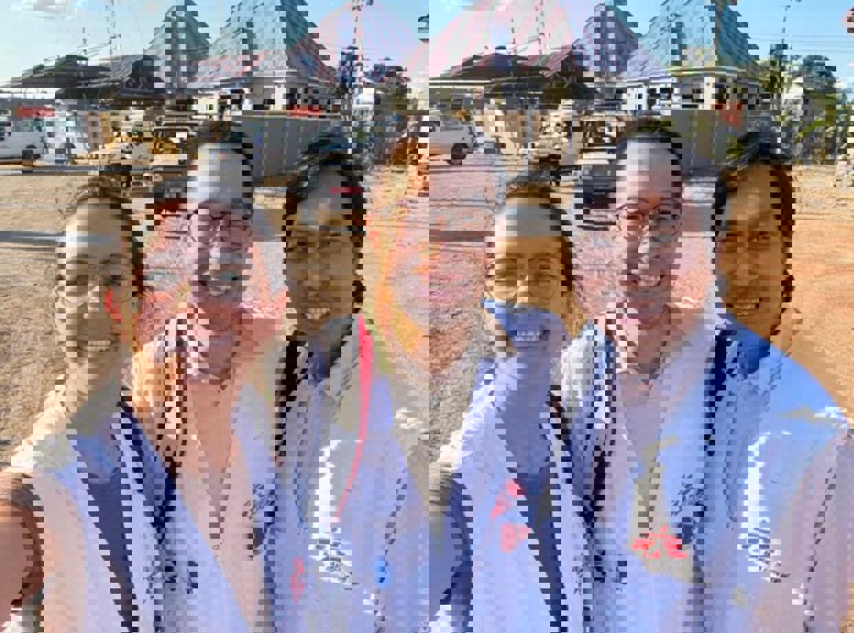 1 (10)