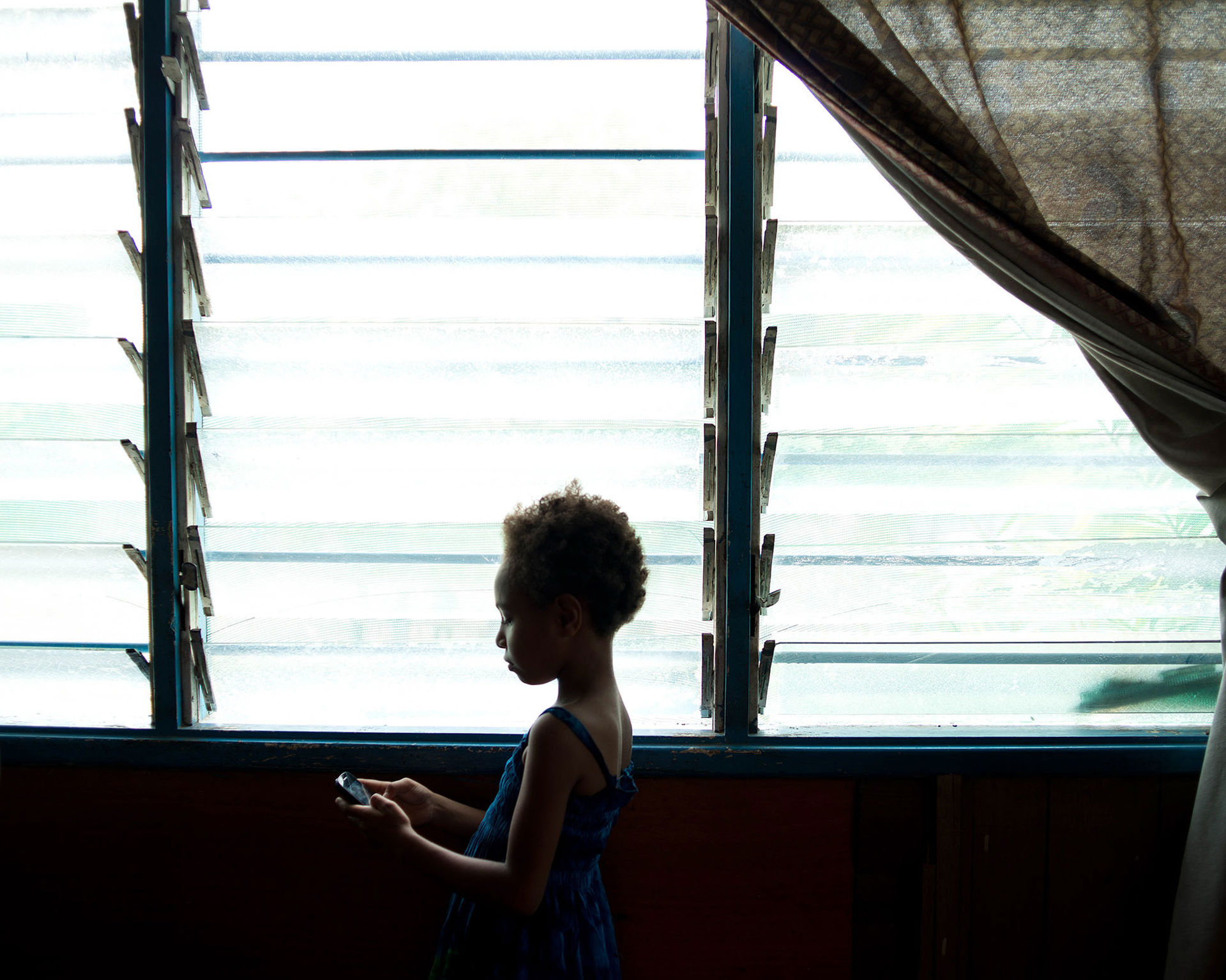 Borderline Wonder Women In Humanitarian Crises 4