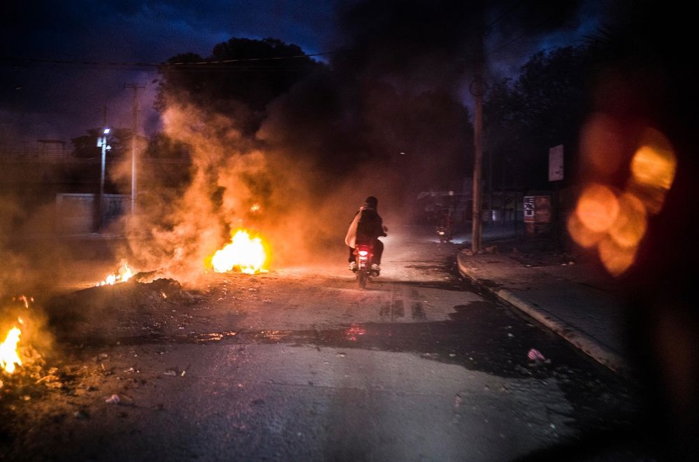  Violence in Port-au-Prince. © Corentin Fohlen/Divergence