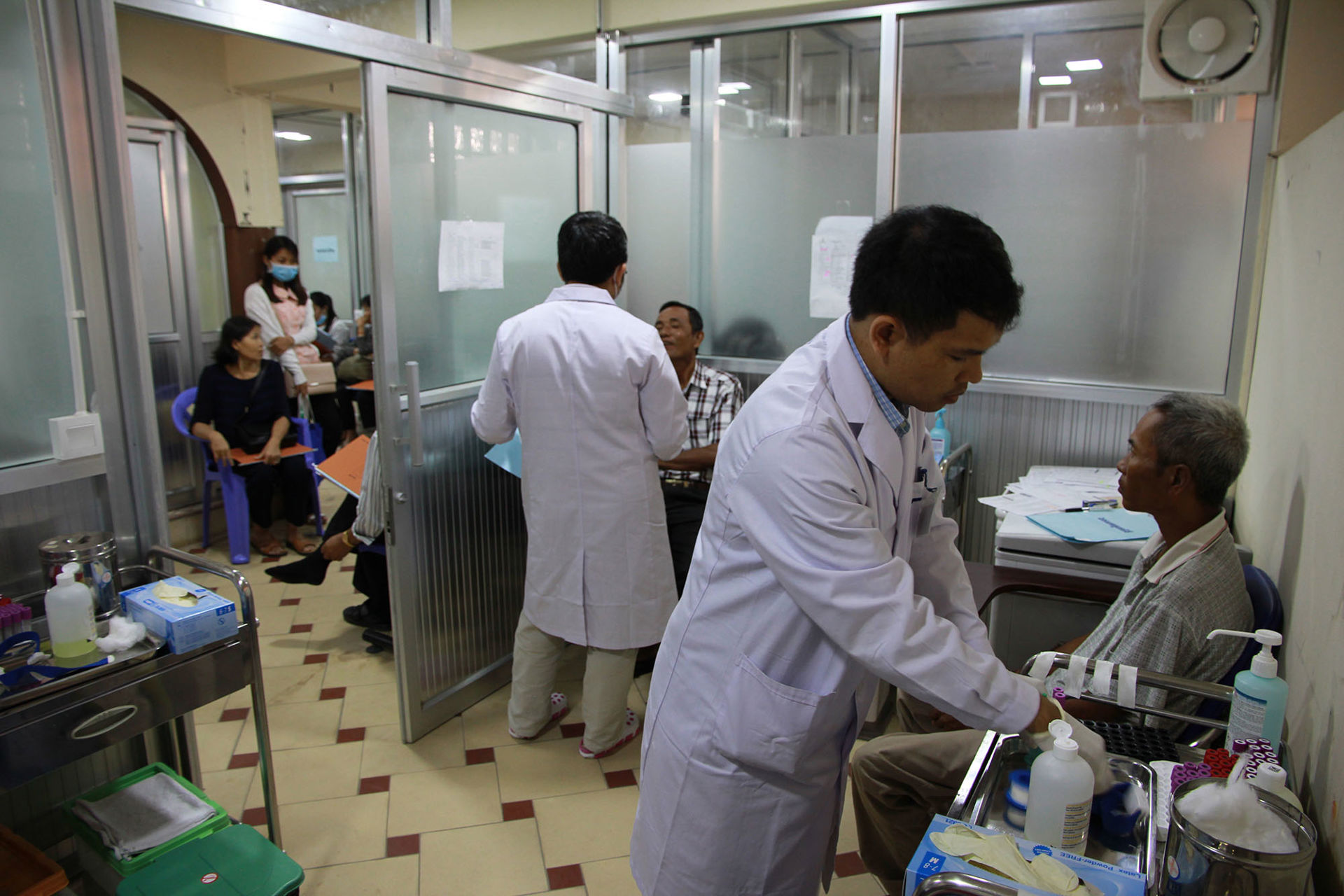 MSF Blog Fighting Hepc In Cambodia The Rock And The Hard Place