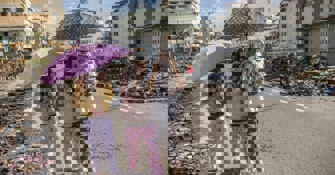 03 3 0