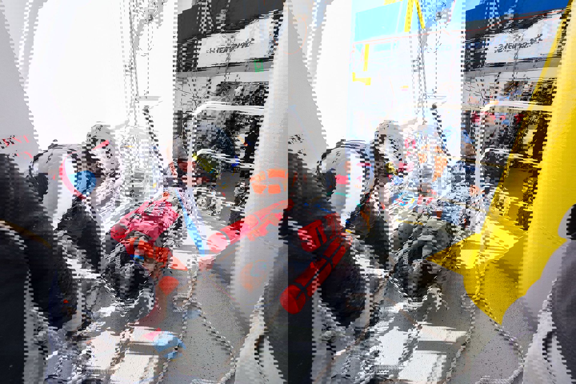 MSF222077(High) 2000 1